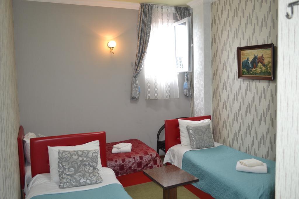 Hotel Elite House Batumi Exterior photo